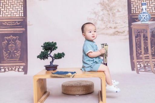 吉林宝宝几个月可以笑出声